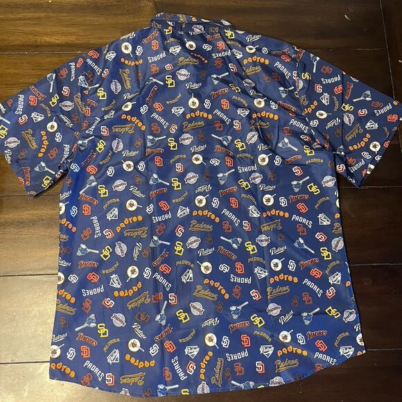 San Diego Padres Novelty Men Size XL Button Up Shirt Padres Southwest Used - Picture 3 of 6